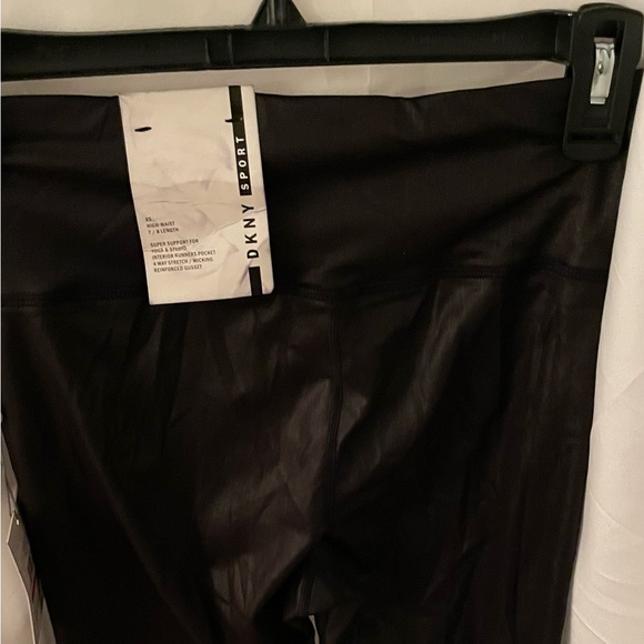 NEW DKNY faux leather crocodile print leggings XS - Picture 8 of 10